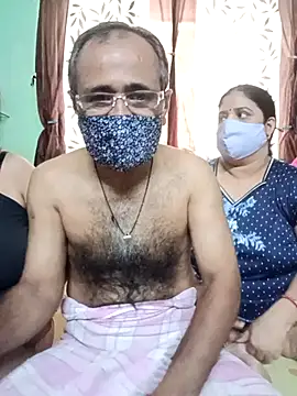 Snapshot of HoneyHush chatting on March 14, 2026, 10:54 am HoneyHush online show from March 14, 2026, 10:54 am