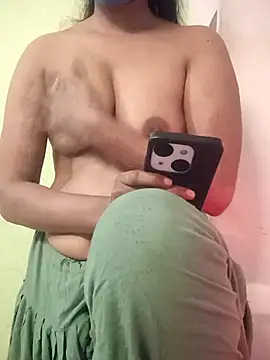 Snapshot of Sapna_baby1 chatting on February 1, 2026, 6:33 am Sapna baby1 online show from February 1, 2026, 6:33 am