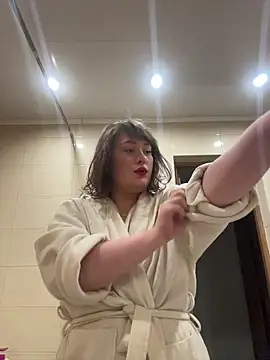 Snapshot of RussianBetty chatting on February 5, 2026, 2:07 am RussianBetty online show from February 5, 2026, 2:07 am