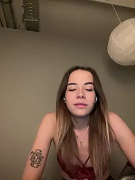 JulietSugar online show from April 2, 2026, 8:04 pm