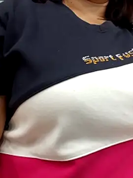Snapshot of Yummyamasha chatting on May 29, 2026, 3:01 am Yummyamasha online show from May 29, 2026, 3:01 am