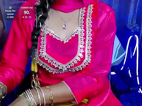 Snapshot of ELIZA_01 chatting on April 3, 2026, 4:52 am ELIZA 01 online show from April 3, 2026, 4:52 am