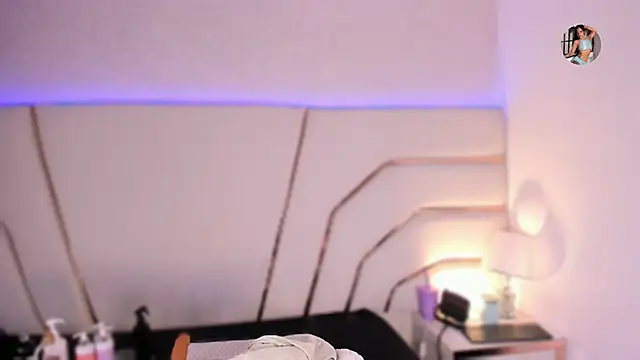 Snapshot of bela_palmer chatting on April 11, 2026, 4:20 am bela palmer online show from April 11, 2026, 4:20 am