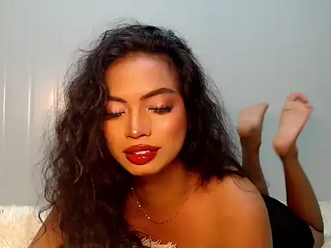 girlyteengrl online show from February 9, 2026, 2:48 pm