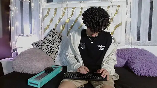 Snapshot of ian_smith_ chatting on February 11, 2026, 11:54 am ian smith online show from February 11, 2026, 11:54 am