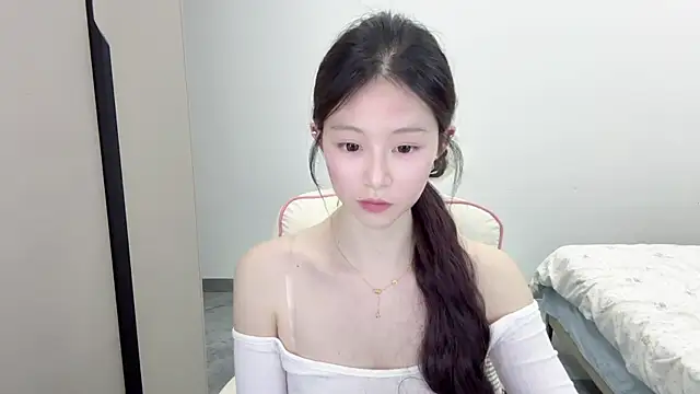 DYyyyyy-- online show from February 9, 2026, 12:36 pm