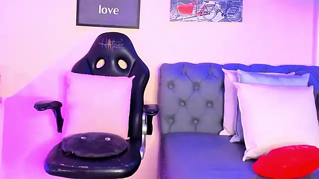 Snapshot of victoriazans chatting on March 30, 2026, 11:01 am victoriazans online show from March 30, 2026, 11:01 am