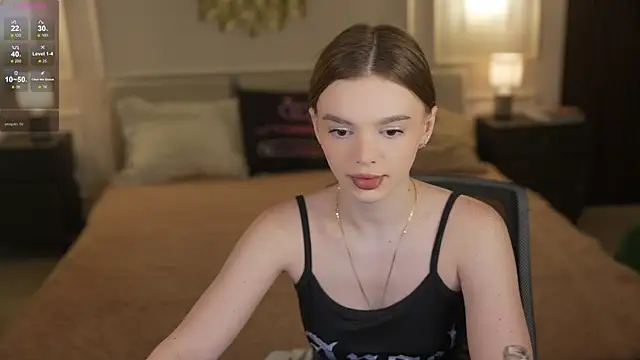 Snapshot of Zlata_Sky chatting on June 8, 2026, 3:01 pm Zlata Sky online show from June 8, 2026, 3:01 pm