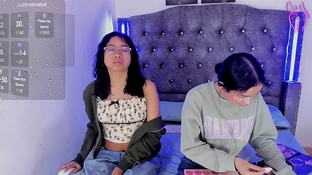 Naughty Elegance online show from February 27, 2026, 12:16 pm