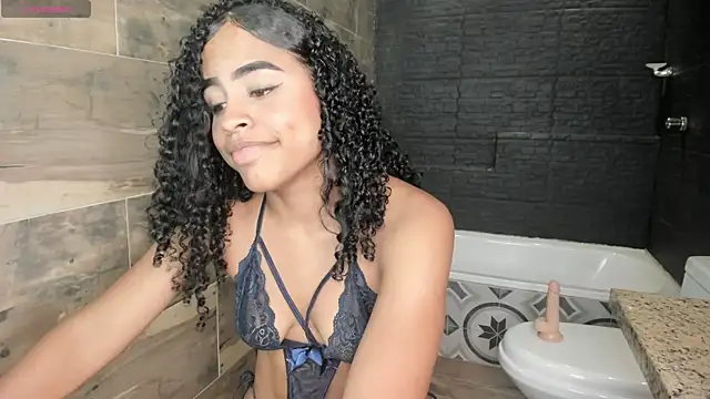 Snapshot of Danna_Copers chatting on July 7, 2026, 11:08 pm Danna Copers online show from July 7, 2026, 11:08 pm