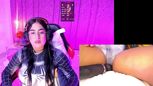 MarihanFerrer online show from March 26, 2026, 9:35 pm