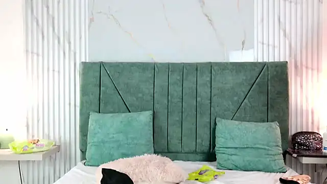 Kendall  11 online show from April 9, 2026, 4:14 am