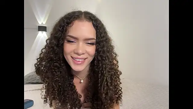 Snapshot of valeriesaint chatting on February 10, 2026, 3:55 pm valeriesaint online show from February 10, 2026, 3:55 pm