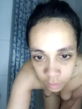 paula lopez   online show from April 6, 2026, 4:52 pm