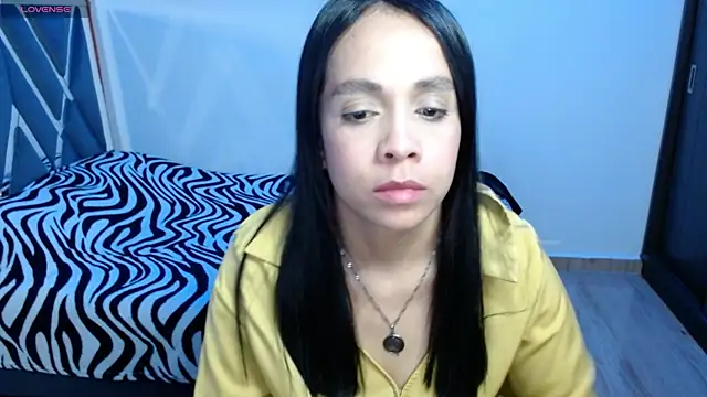 paula lopez   online show from May 21, 2026, 11:02 pm