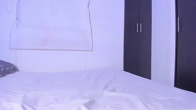  FuckingYoungs  online show from May 17, 2026, 3:39 am