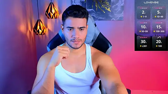 Snapshot of AndresRodriguez1 chatting on May 11, 2026, 11:13 pm AndresRodriguez1 online show from May 11, 2026, 11:13 pm