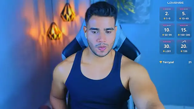 Snapshot of AndresRodriguez1 chatting on May 5, 2026, 12:57 am AndresRodriguez1 online show from May 5, 2026, 12:57 am