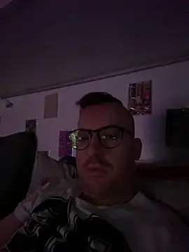 io1Elian online show from April 9, 2026, 6:36 pm