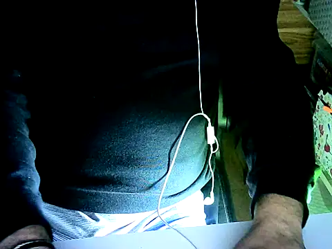Espiroqueto online show from May 15, 2026, 2:09 am