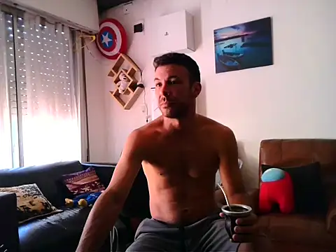 Snapshot of Bluntt55 chatting on February 17, 2026, 3:09 pm Bluntt55 online show from February 17, 2026, 3:09 pm