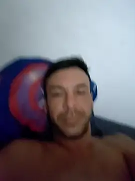 Snapshot of Bluntt55 chatting on February 15, 2026, 10:36 am Bluntt55 online show from February 15, 2026, 10:36 am