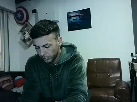 Snapshot of Bluntt55 chatting on February 27, 2026, 11:59 pm Bluntt55 online show from February 27, 2026, 11:59 pm