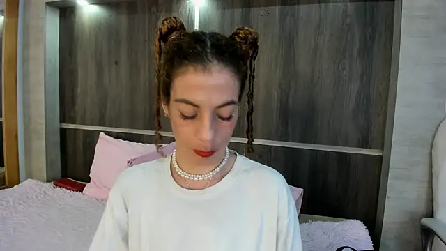 Snapshot of Brynaa chatting on March 12, 2026, 4:51 am Brynaa online show from March 12, 2026, 4:51 am