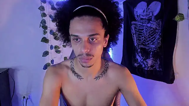 Aaron Hopper online show from March 3, 2026, 11:39 am