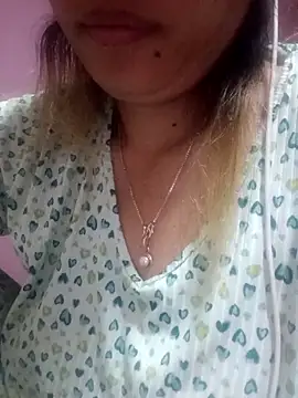 Snapshot of neha0882 chatting on February 27, 2026, 1:06 am neha0882 online show from February 27, 2026, 1:06 am