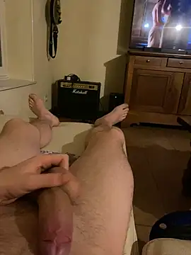 Snapshot of keev09 chatting on February 16, 2026, 10:07 pm keev09 online show from February 16, 2026, 10:07 pm