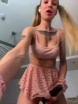 ElyseeXXX online show from February 20, 2026, 10:22 pm