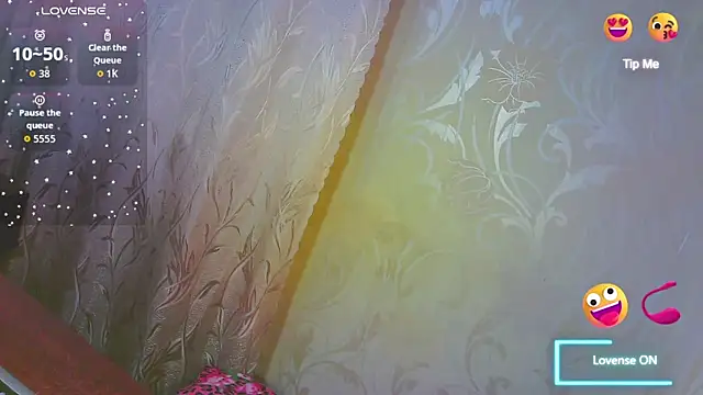 Shiny Victoria online show from February 7, 2026, 9:06 am