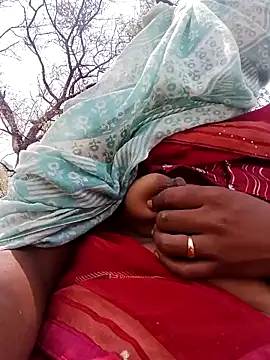 Royal hotti0011 online show from March 21, 2026, 5:19 am