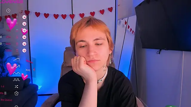 Snapshot of AutumnWhisper chatting on March 11, 2026, 8:58 pm AutumnWhisper online show from March 11, 2026, 8:58 pm