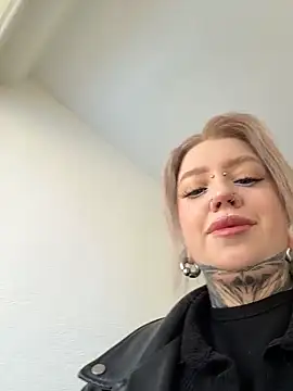 Chiibi online show from March 6, 2026, 10:21 am