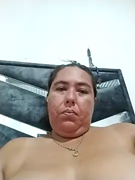 Snapshot of hot_girl_full chatting on May 19, 2026, 2:02 pm hot girl full online show from May 19, 2026, 2:02 pm