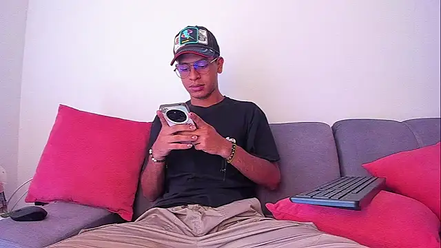 StellayDrake online show from February 7, 2026, 3:31 pm