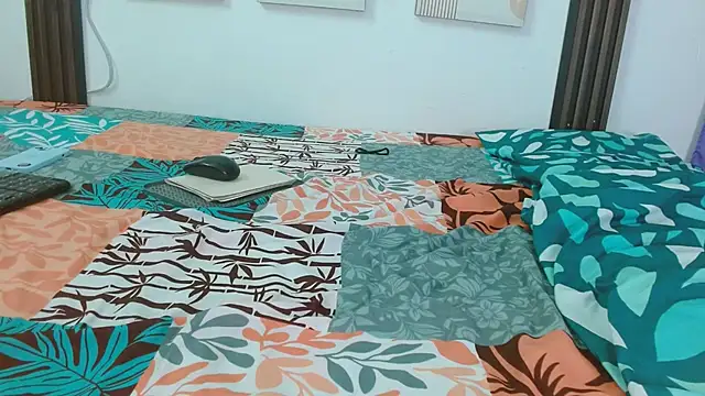 Snapshot of Miss_Merrie chatting on February 14, 2026, 9:31 am Miss Merrie online show from February 14, 2026, 9:31 am