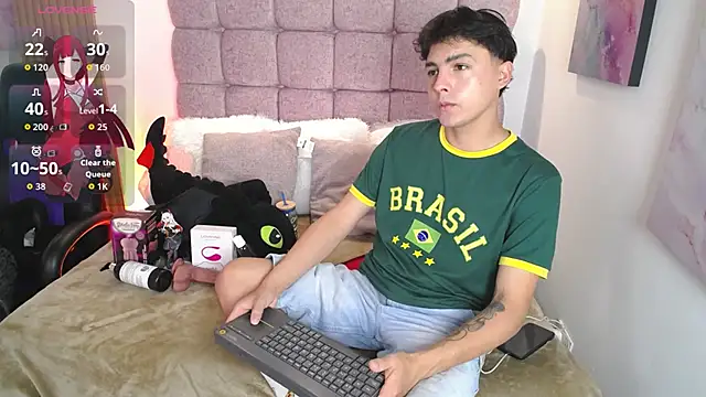 Samu Hott online show from May 30, 2026, 8:14 pm
