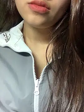 Luna Babyyy online show from March 11, 2026, 1:43 am