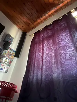 lilasun17 online show from March 7, 2026, 4:56 pm