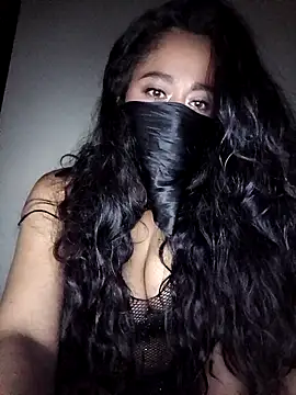 Snapshot of Milove86 chatting on February 7, 2026, 5:15 am Milove86 online show from February 7, 2026, 5:15 am