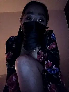 Snapshot of Milove86 chatting on February 24, 2026, 5:30 am Milove86 online show from February 24, 2026, 5:30 am