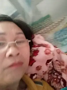 miko nyan2006 online show from April 19, 2026, 2:34 am