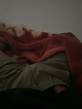 Snapshot of gold221298 chatting on February 13, 2026, 2:22 am gold221298 online show from February 13, 2026, 2:22 am