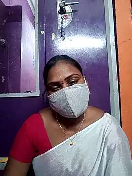 Snapshot of Tamil_Hot_Nisha chatting on April 7, 2026, 5:20 am Tamil Hot Nisha online show from April 7, 2026, 5:20 am