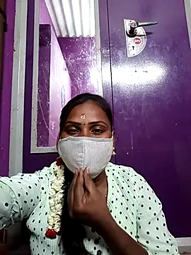 Snapshot of Tamil_Hot_Nisha chatting on March 13, 2026, 2:00 pm Tamil Hot Nisha online show from March 13, 2026, 2:00 pm