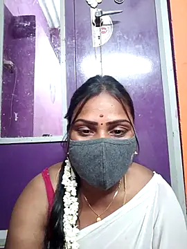Tamil Hot Nisha online show from April 15, 2026, 4:44 pm