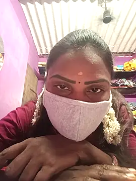 Tamil Hot Nisha online show from May 8, 2026, 4:33 pm